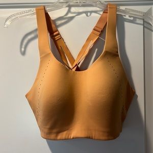 Lululemon air support sports bra